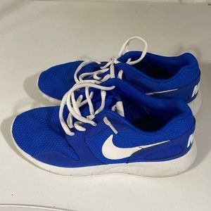 nike sneakers